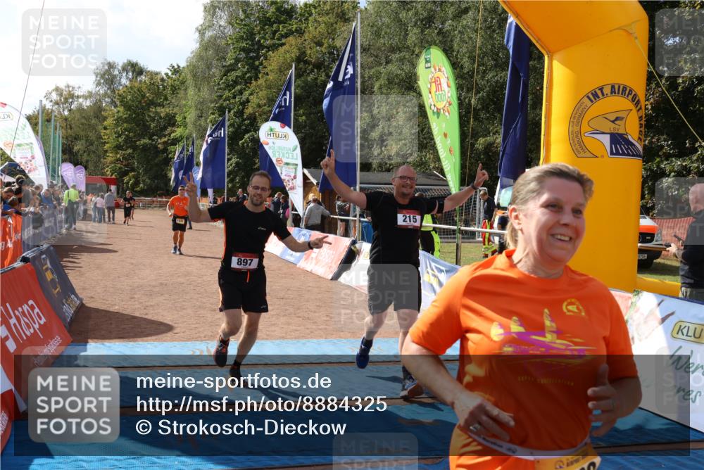 14.09.2025 - Airport Race Strokosch-Dieckow http://msf.ph/oto/8884325 14.09.2025 12:47:57 Ziel 215, 897, 1292, 1441, 1959, 1982 meine-sportfotos.de