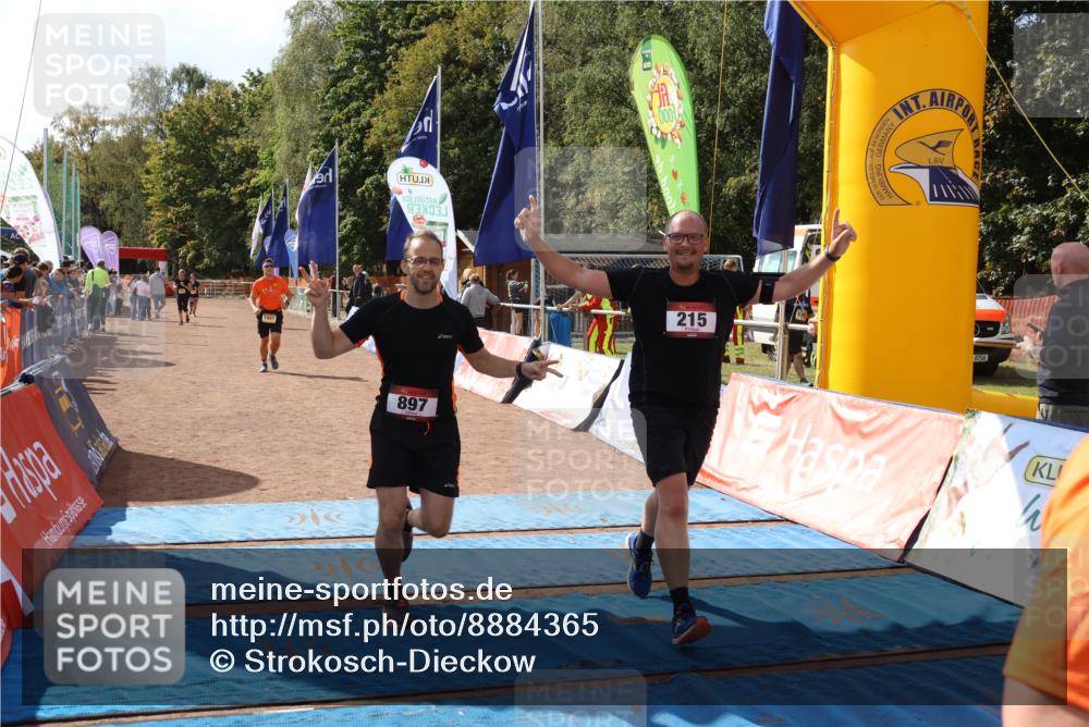 14.09.2025 - Airport Race Strokosch-Dieckow http://msf.ph/oto/8884365 14.09.2025 12:47:57 Ziel 215, 897, 1292, 1441, 1959, 1982 meine-sportfotos.de