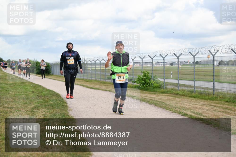 14.09.2025 - Airport Race Dr. Thomas Lammeyer http://msf.ph/oto/8884387 14.09.2025 12:38:57 Laufen 973, 1718, 1718 meine-sportfotos.de