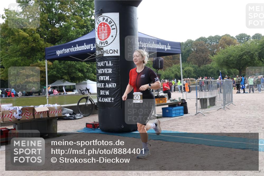 14.09.2025 - Stadtparktriathlon Strokosch-Dieckow http://msf.ph/oto/8884401 14.09.2025 10:34:11 Ziel 450 meine-sportfotos.de