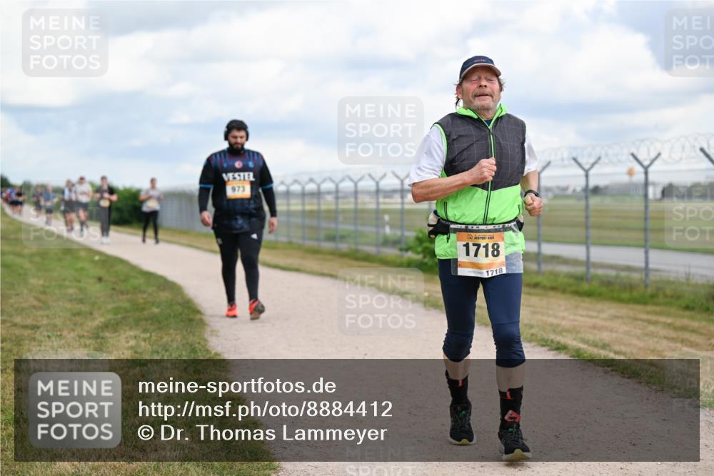 14.09.2025 - Airport Race Dr. Thomas Lammeyer http://msf.ph/oto/8884412 14.09.2025 12:38:59 Laufen 973, 1718, 1718 meine-sportfotos.de