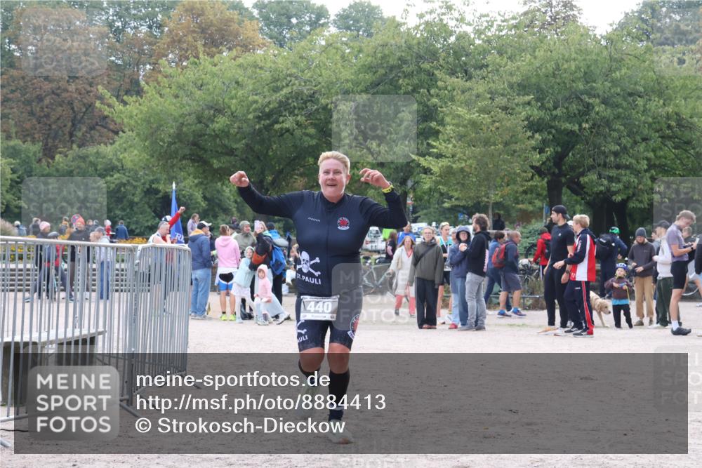 14.09.2025 - Stadtparktriathlon Strokosch-Dieckow http://msf.ph/oto/8884413 14.09.2025 10:34:54 Ziel 440 meine-sportfotos.de
