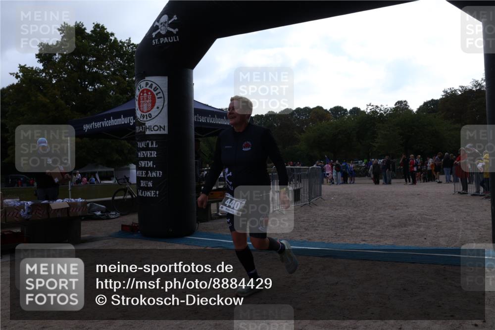 14.09.2025 - Stadtparktriathlon Strokosch-Dieckow http://msf.ph/oto/8884429 14.09.2025 10:34:57 Ziel 440 meine-sportfotos.de