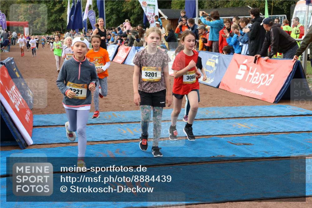 14.09.2025 - Airport Race Strokosch-Dieckow http://msf.ph/oto/8884439 14.09.2025 10:29:13 Ziel 3027, 3058, 3064, 3066, 3097, 3113, 3114, 3128, 3201, 3214, 3215, 3221, 3235, 3462, 3472, 3475, 3490, 3554, 3562, 3589, 3733 meine-sportfotos.de