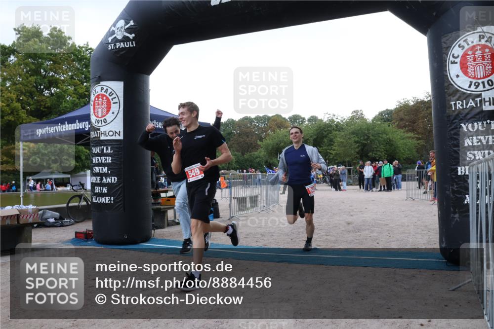 14.09.2025 - Stadtparktriathlon Strokosch-Dieckow http://msf.ph/oto/8884456 14.09.2025 10:38:31 Ziel 549 meine-sportfotos.de