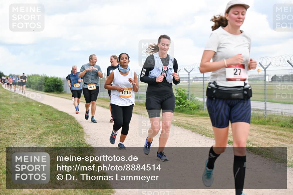 14.09.2025 - Airport Race Dr. Thomas Lammeyer http://msf.ph/oto/8884514 14.09.2025 12:39:14 Laufen 374, 473, 1115, 27 meine-sportfotos.de