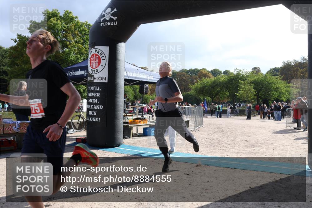14.09.2025 - Stadtparktriathlon Strokosch-Dieckow http://msf.ph/oto/8884555 14.09.2025 10:42:12 Ziel 575 meine-sportfotos.de