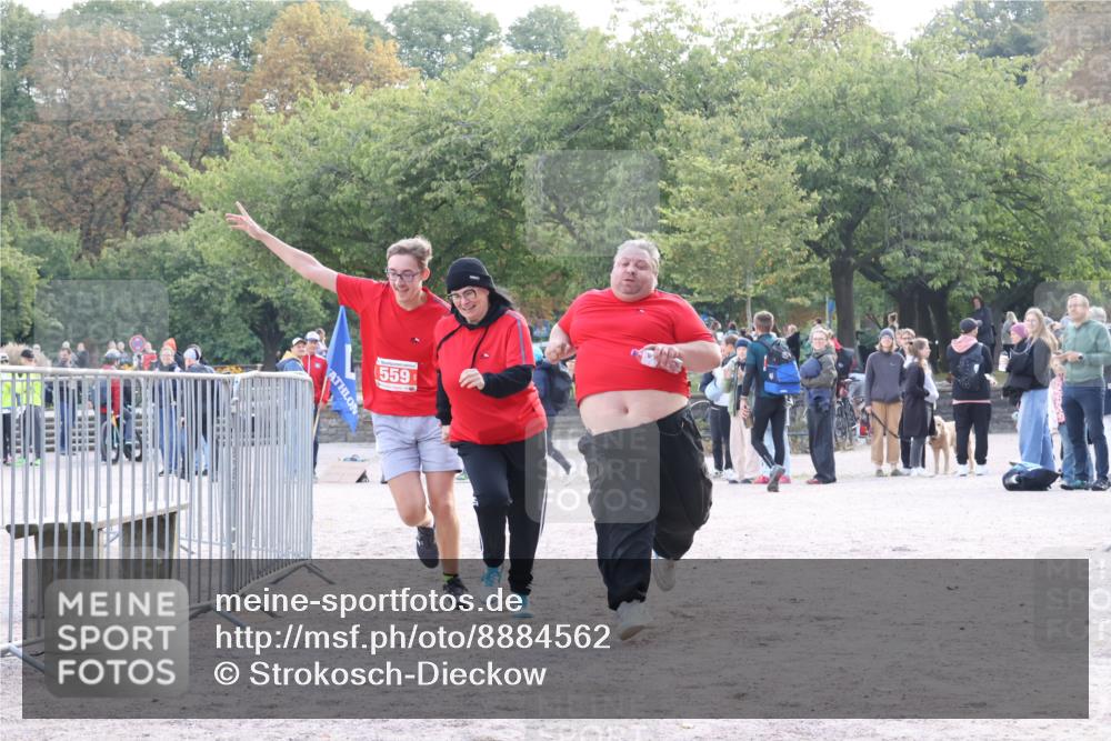 14.09.2025 - Stadtparktriathlon Strokosch-Dieckow http://msf.ph/oto/8884562 14.09.2025 10:44:21 Ziel 559 meine-sportfotos.de