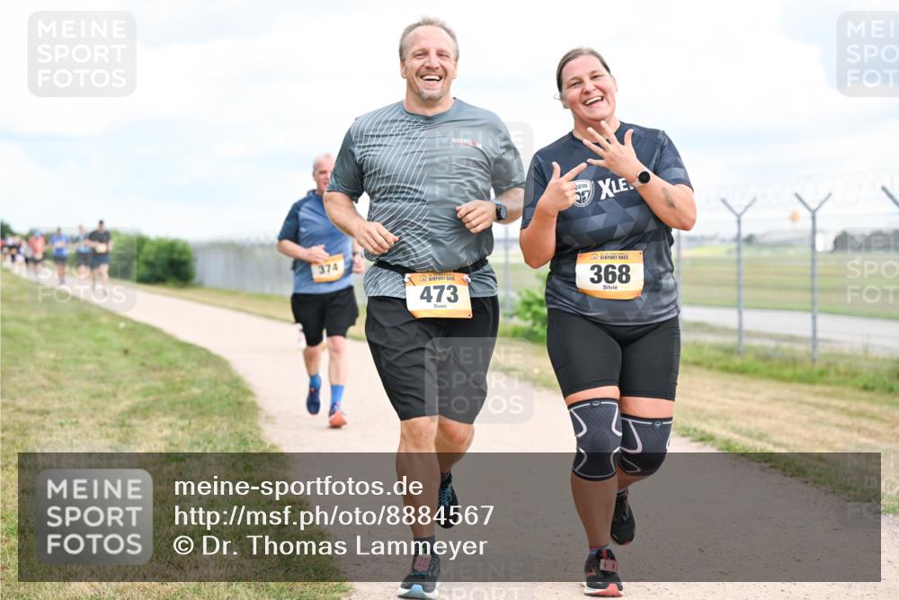 14.09.2025 - Airport Race Dr. Thomas Lammeyer http://msf.ph/oto/8884567 14.09.2025 12:39:18 Laufen 374, 473, 368 meine-sportfotos.de