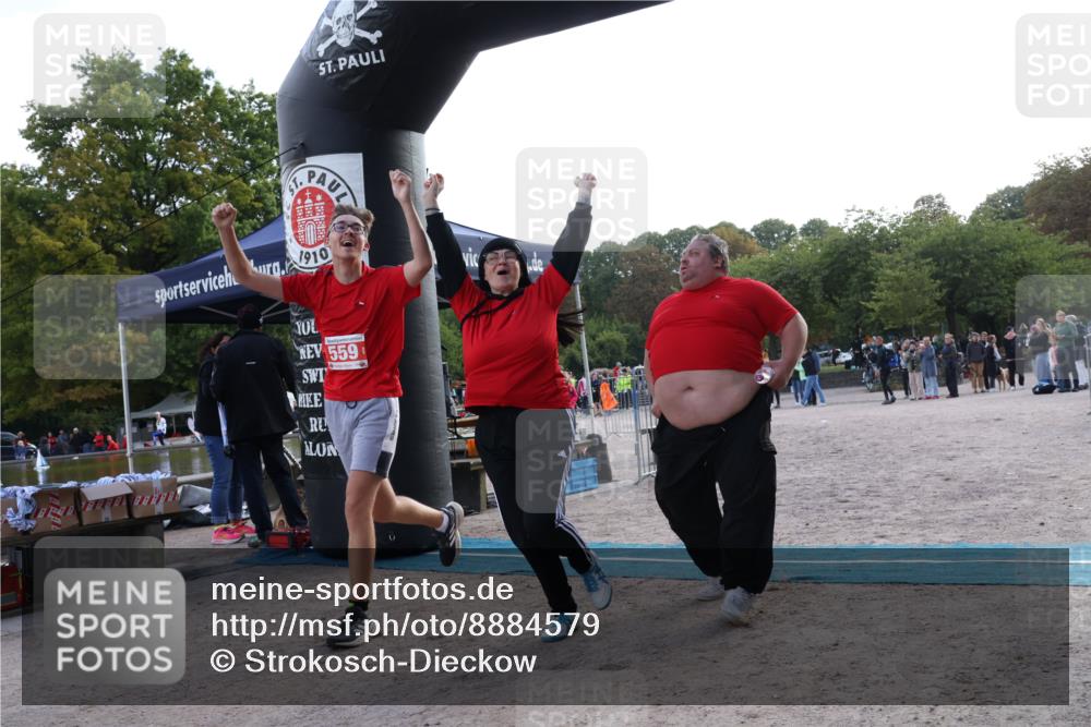 14.09.2025 - Stadtparktriathlon Strokosch-Dieckow http://msf.ph/oto/8884579 14.09.2025 10:44:23 Ziel 559 meine-sportfotos.de