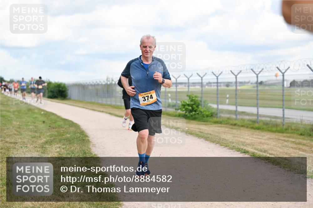 14.09.2025 - Airport Race Dr. Thomas Lammeyer http://msf.ph/oto/8884582 14.09.2025 12:39:20 Laufen 374 meine-sportfotos.de