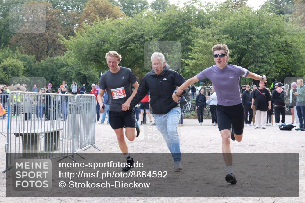 14.09.2025 - Stadtparktriathlon Strokosch-Dieckow http://msf.ph/oto/8884592 14.09.2025 10:46:58 Ziel 563 meine-sportfotos.de