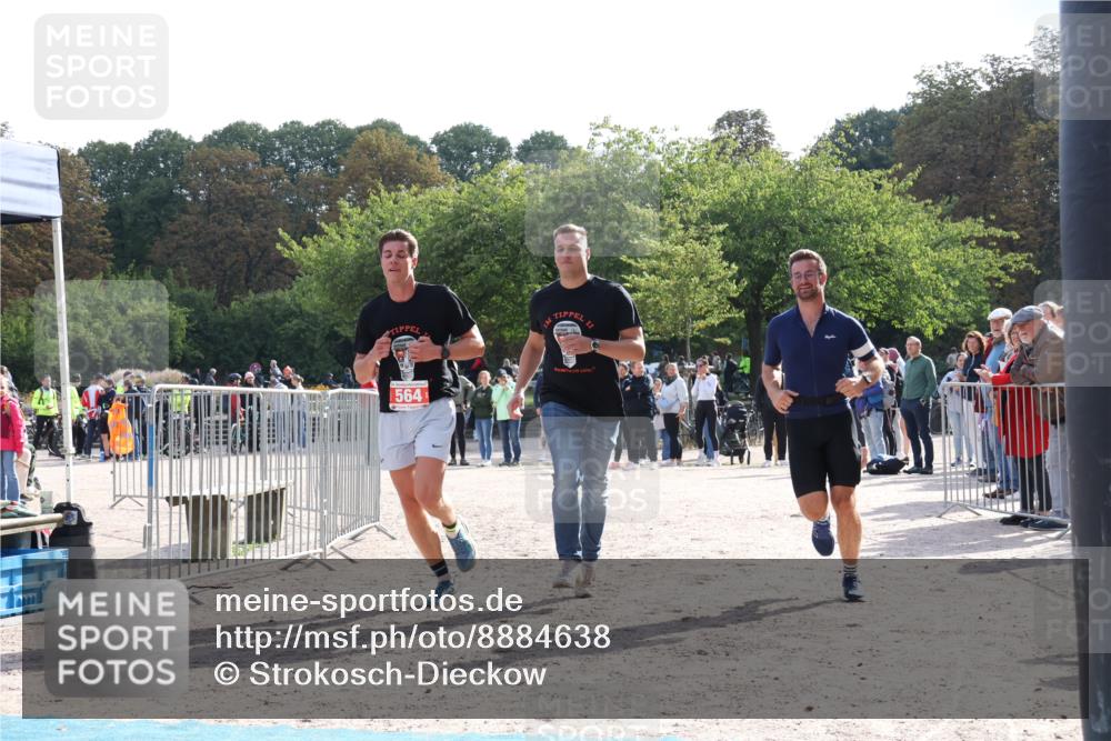14.09.2025 - Stadtparktriathlon Strokosch-Dieckow http://msf.ph/oto/8884638 14.09.2025 10:48:14 Ziel 564 meine-sportfotos.de