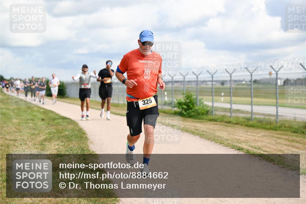 14.09.2025 - Airport Race Dr. Thomas Lammeyer http://msf.ph/oto/8884662 14.09.2025 12:39:46 Laufen 325 meine-sportfotos.de
