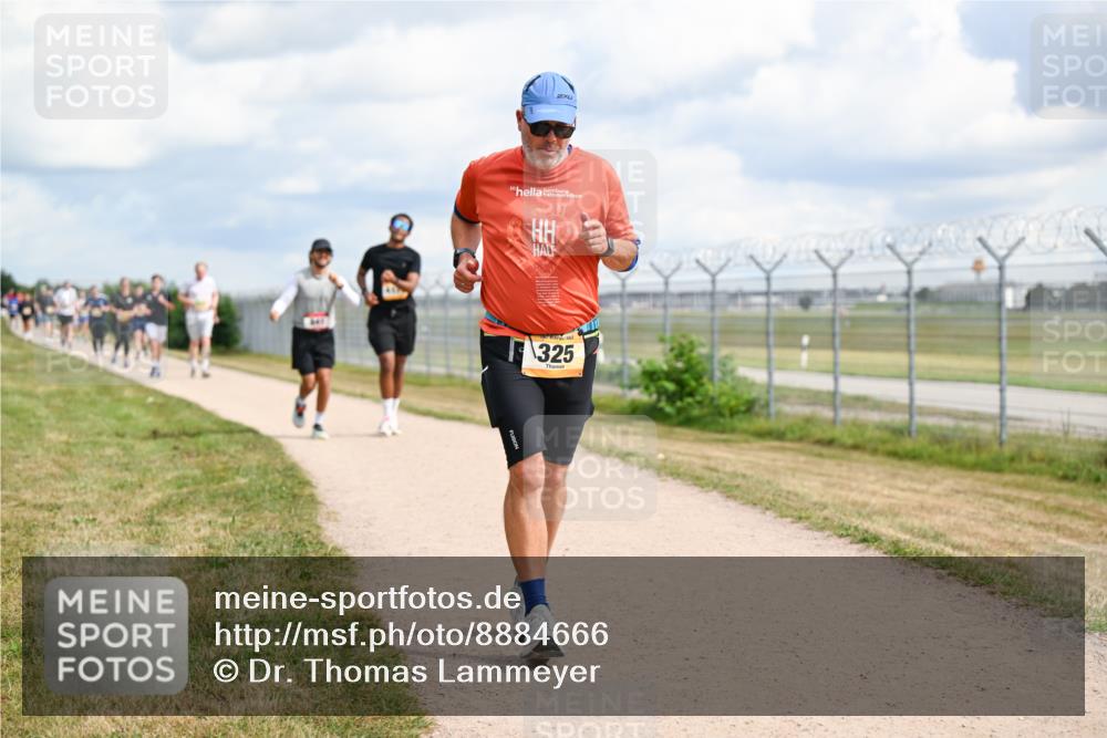 14.09.2025 - Airport Race Dr. Thomas Lammeyer http://msf.ph/oto/8884666 14.09.2025 12:39:46 Laufen 30, 325 meine-sportfotos.de