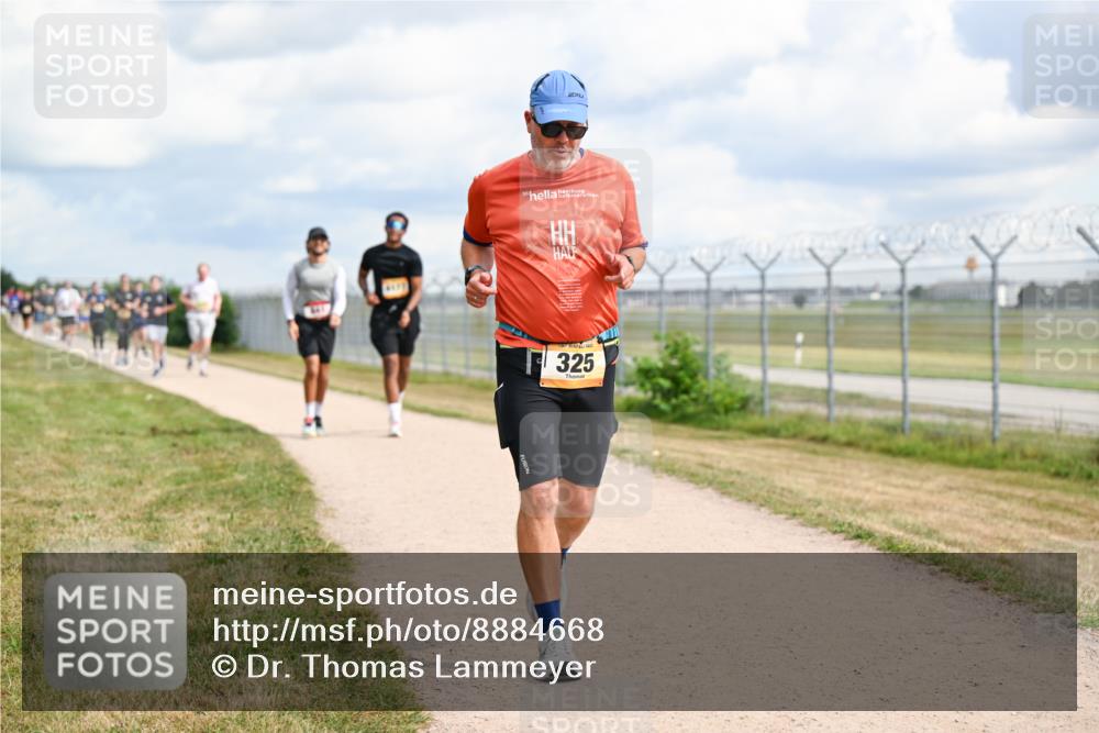 14.09.2025 - Airport Race Dr. Thomas Lammeyer http://msf.ph/oto/8884668 14.09.2025 12:39:46 Laufen 325 meine-sportfotos.de