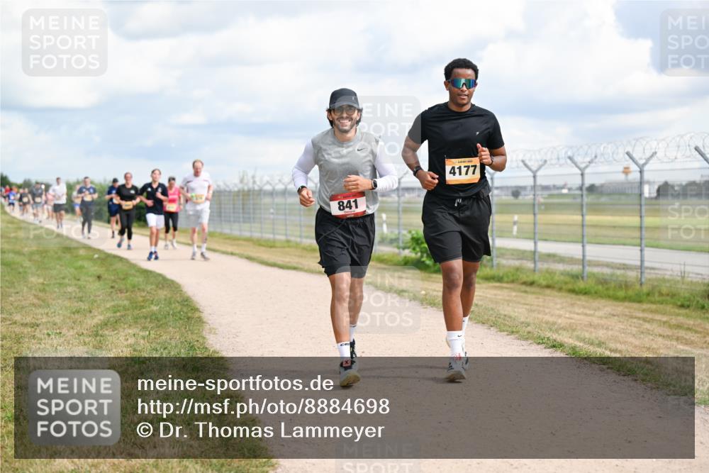 14.09.2025 - Airport Race Dr. Thomas Lammeyer http://msf.ph/oto/8884698 14.09.2025 12:39:50 Laufen 841, 4177 meine-sportfotos.de