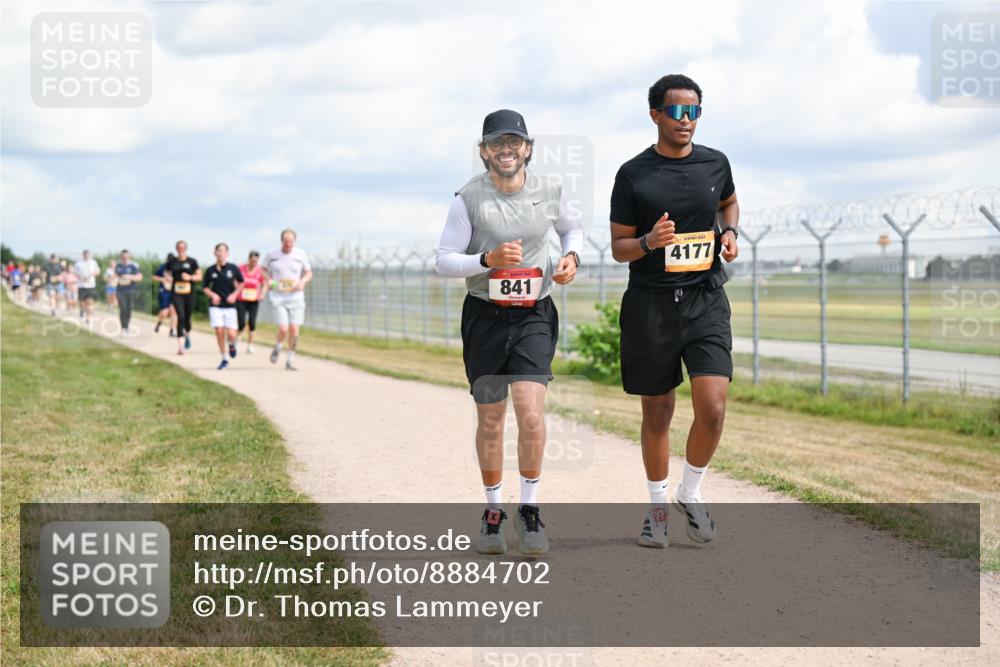 14.09.2025 - Airport Race Dr. Thomas Lammeyer http://msf.ph/oto/8884702 14.09.2025 12:39:50 Laufen 841, 4177 meine-sportfotos.de