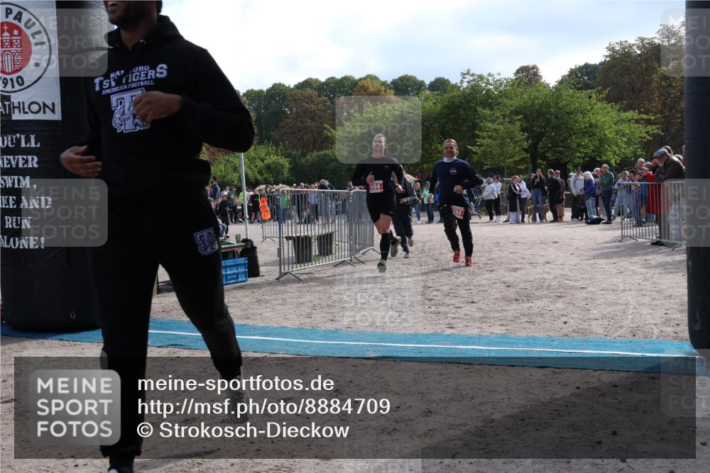 14.09.2025 - Stadtparktriathlon Strokosch-Dieckow http://msf.ph/oto/8884709 14.09.2025 10:52:10 Ziel 576, 594 meine-sportfotos.de