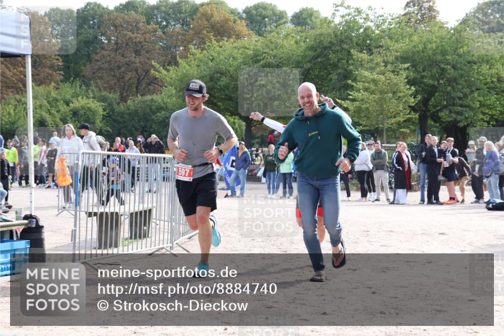 14.09.2025 - Stadtparktriathlon Strokosch-Dieckow http://msf.ph/oto/8884740 14.09.2025 10:52:41 Ziel 597 meine-sportfotos.de