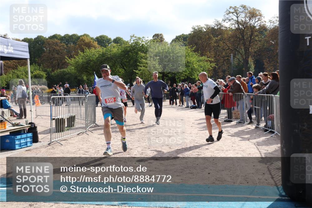 14.09.2025 - Stadtparktriathlon Strokosch-Dieckow http://msf.ph/oto/8884772 14.09.2025 10:54:57 Ziel 547, 550 meine-sportfotos.de