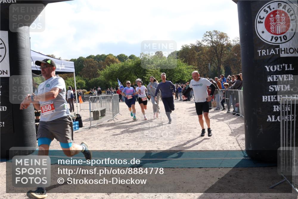 14.09.2025 - Stadtparktriathlon Strokosch-Dieckow http://msf.ph/oto/8884778 14.09.2025 10:54:58 Ziel 547, 550 meine-sportfotos.de