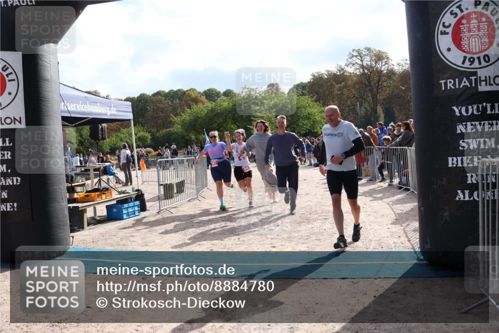 14.09.2025 - Stadtparktriathlon Strokosch-Dieckow http://msf.ph/oto/8884780 14.09.2025 10:54:58 Ziel 547, 550 meine-sportfotos.de