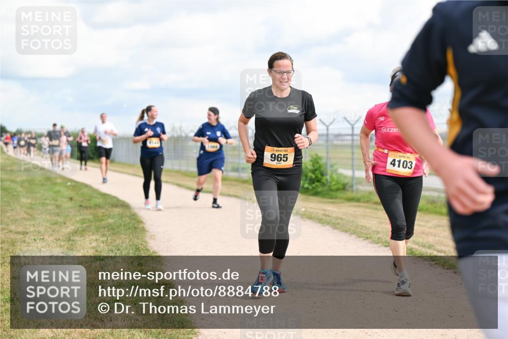 14.09.2025 - Airport Race Dr. Thomas Lammeyer http://msf.ph/oto/8884788 14.09.2025 12:40:00 Laufen 965, 4103 meine-sportfotos.de