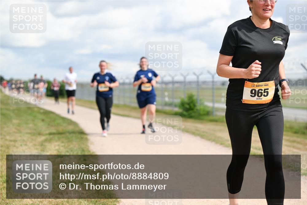 14.09.2025 - Airport Race Dr. Thomas Lammeyer http://msf.ph/oto/8884809 14.09.2025 12:40:01 Laufen 965 meine-sportfotos.de