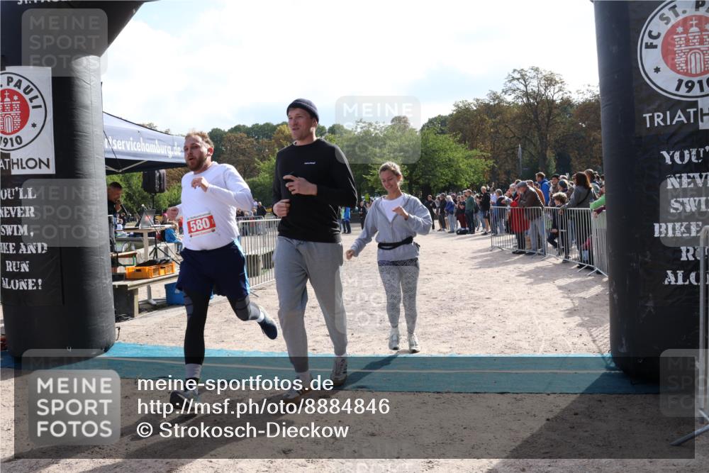 14.09.2025 - Stadtparktriathlon Strokosch-Dieckow http://msf.ph/oto/8884846 14.09.2025 10:55:40 Ziel 580, 606 meine-sportfotos.de