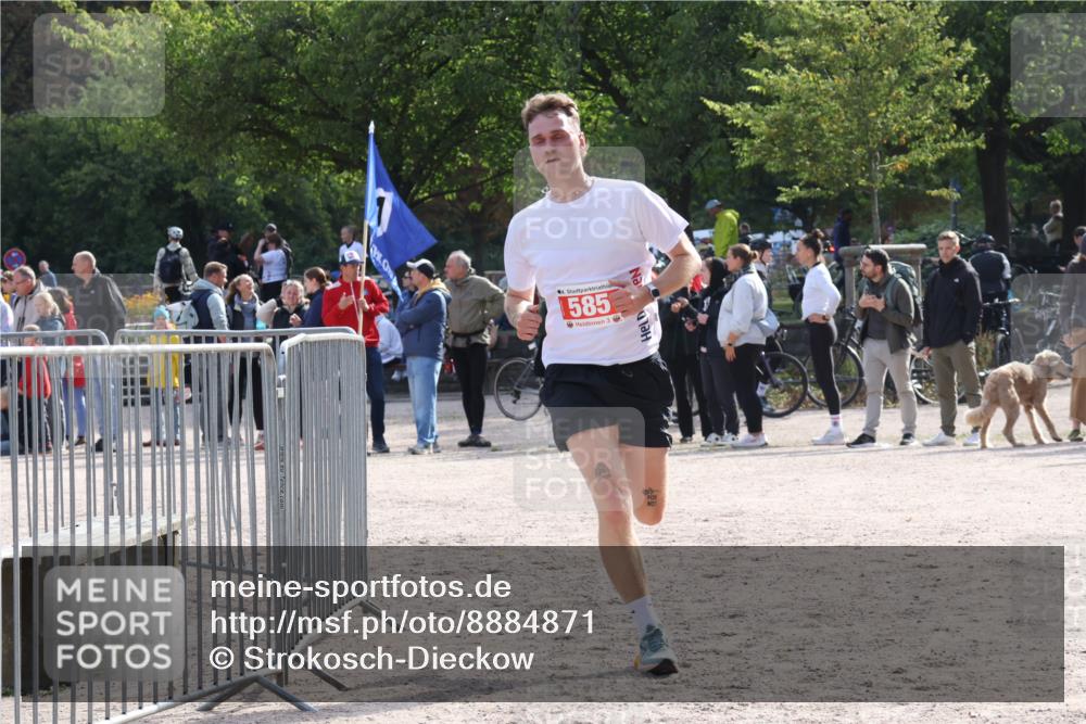 14.09.2025 - Stadtparktriathlon Strokosch-Dieckow http://msf.ph/oto/8884871 14.09.2025 10:56:50 Ziel 585 meine-sportfotos.de