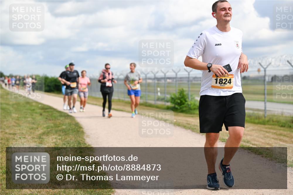 14.09.2025 - Airport Race Dr. Thomas Lammeyer http://msf.ph/oto/8884873 14.09.2025 12:40:09 Laufen 1824 meine-sportfotos.de