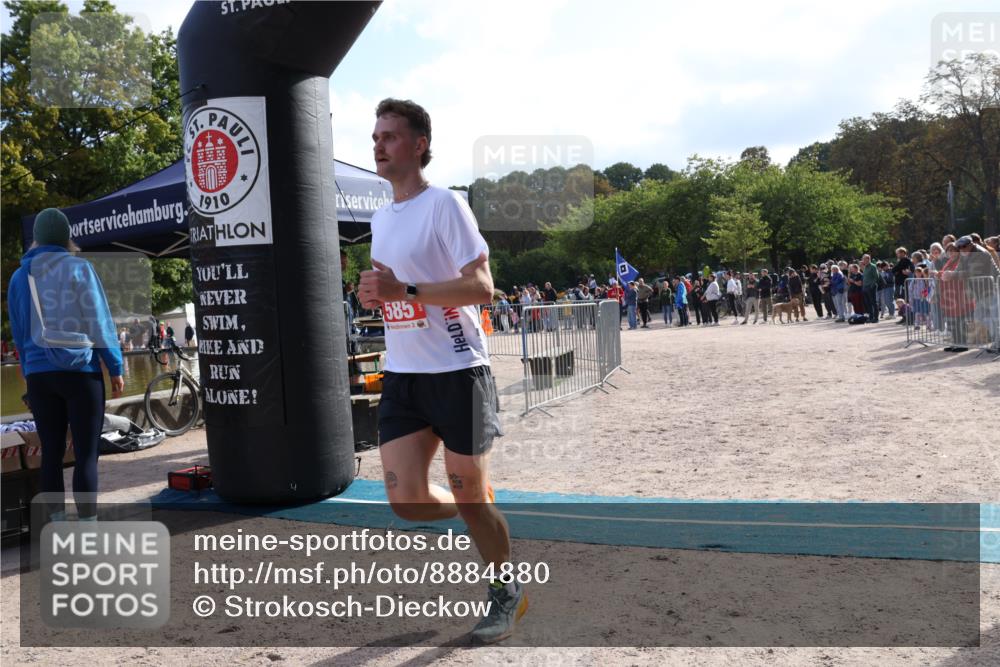 14.09.2025 - Stadtparktriathlon Strokosch-Dieckow http://msf.ph/oto/8884880 14.09.2025 10:56:53 Ziel 585 meine-sportfotos.de