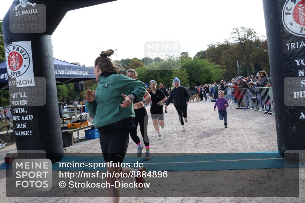 14.09.2025 - Stadtparktriathlon Strokosch-Dieckow http://msf.ph/oto/8884896 14.09.2025 10:57:31 Ziel 524, 541, 611 meine-sportfotos.de