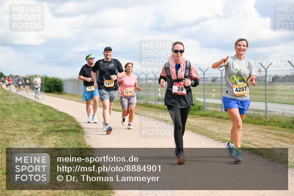 14.09.2025 - Airport Race Dr. Thomas Lammeyer http://msf.ph/oto/8884901 14.09.2025 12:40:12 Laufen 522, 1237, 39, 1236, 4257 meine-sportfotos.de