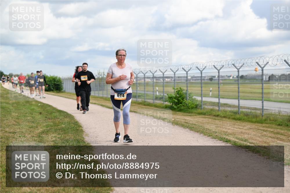 14.09.2025 - Airport Race Dr. Thomas Lammeyer http://msf.ph/oto/8884975 14.09.2025 12:40:25 Laufen 1263, 614 meine-sportfotos.de