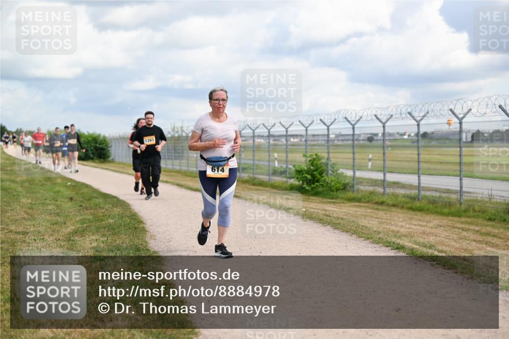 14.09.2025 - Airport Race Dr. Thomas Lammeyer http://msf.ph/oto/8884978 14.09.2025 12:40:25 Laufen 1263, 614 meine-sportfotos.de