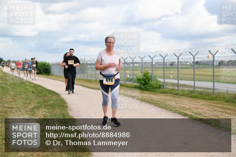 14.09.2025 - Airport Race Dr. Thomas Lammeyer http://msf.ph/oto/8884986 14.09.2025 12:40:25 Laufen 1263, 614 meine-sportfotos.de