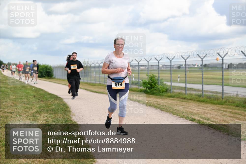 14.09.2025 - Airport Race Dr. Thomas Lammeyer http://msf.ph/oto/8884988 14.09.2025 12:40:26 Laufen 1263, 614 meine-sportfotos.de