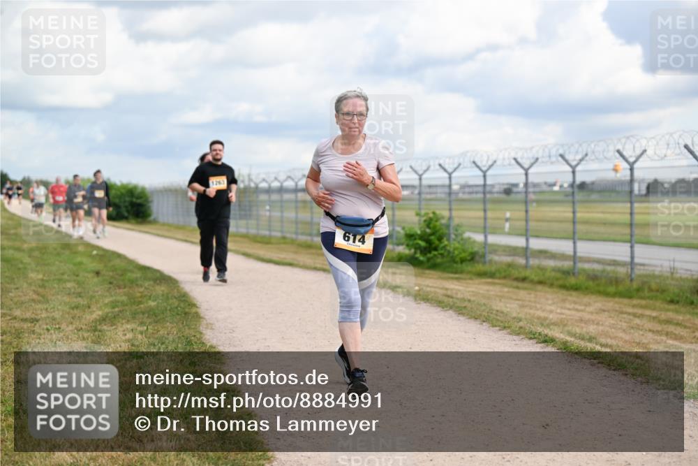 14.09.2025 - Airport Race Dr. Thomas Lammeyer http://msf.ph/oto/8884991 14.09.2025 12:40:26 Laufen 1263, 614 meine-sportfotos.de