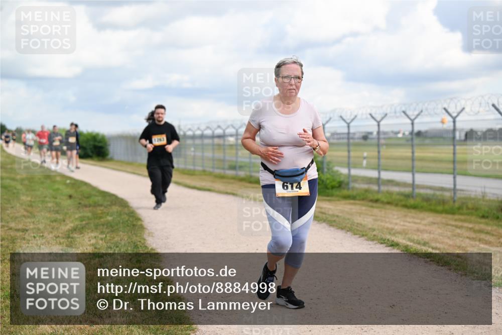 14.09.2025 - Airport Race Dr. Thomas Lammeyer http://msf.ph/oto/8884998 14.09.2025 12:40:26 Laufen 1263, 614 meine-sportfotos.de