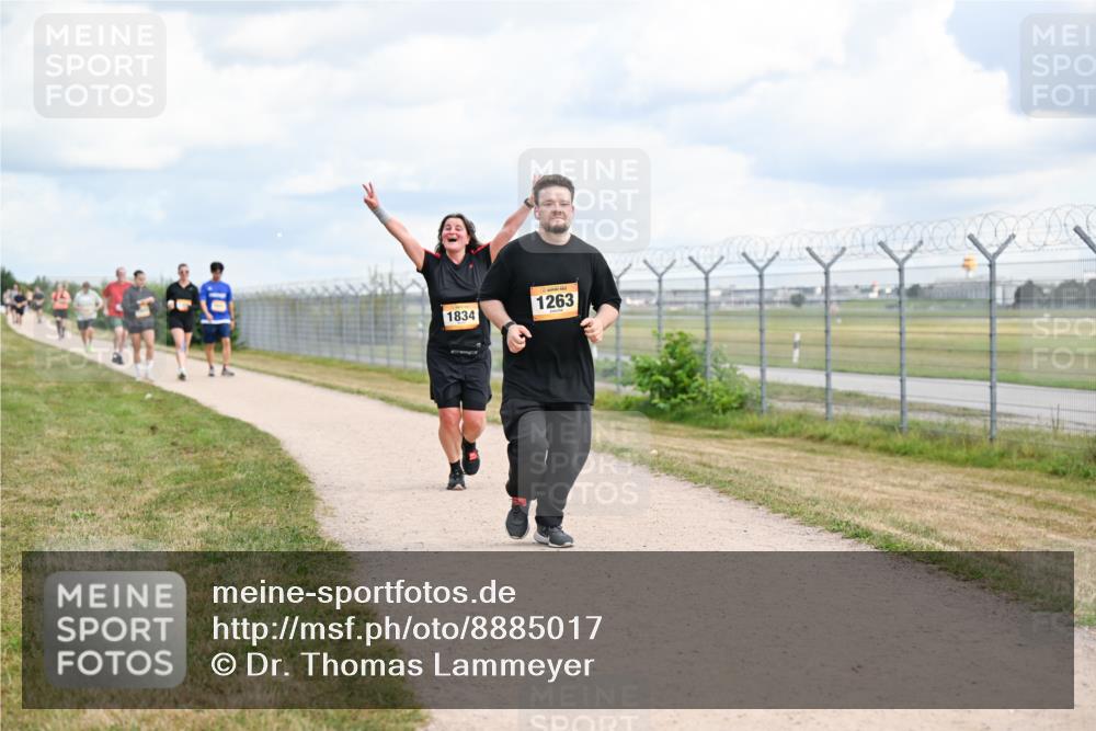 14.09.2025 - Airport Race Dr. Thomas Lammeyer http://msf.ph/oto/8885017 14.09.2025 12:40:29 Laufen 1263, 1834 meine-sportfotos.de