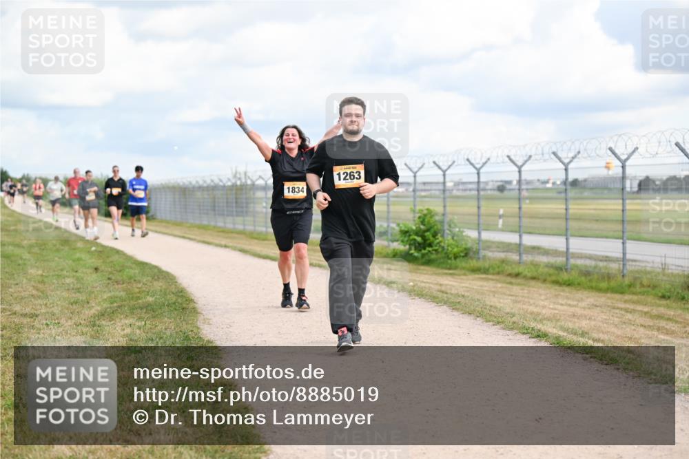 14.09.2025 - Airport Race Dr. Thomas Lammeyer http://msf.ph/oto/8885019 14.09.2025 12:40:29 Laufen 1834, 1263 meine-sportfotos.de