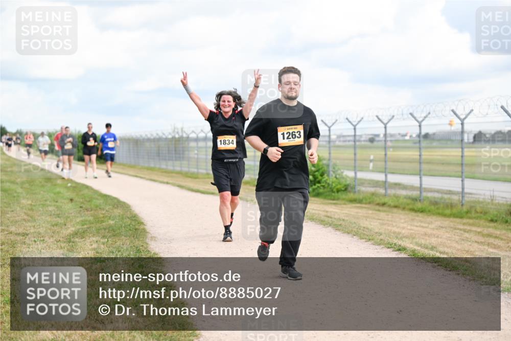 14.09.2025 - Airport Race Dr. Thomas Lammeyer http://msf.ph/oto/8885027 14.09.2025 12:40:30 Laufen 1834, 1263 meine-sportfotos.de
