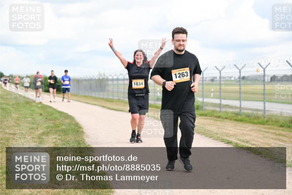 14.09.2025 - Airport Race Dr. Thomas Lammeyer http://msf.ph/oto/8885035 14.09.2025 12:40:30 Laufen 1834, 1263 meine-sportfotos.de