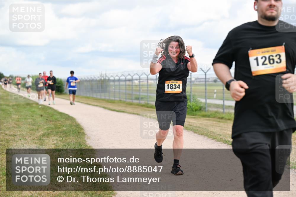 14.09.2025 - Airport Race Dr. Thomas Lammeyer http://msf.ph/oto/8885047 14.09.2025 12:40:32 Laufen 1834, 1263 meine-sportfotos.de