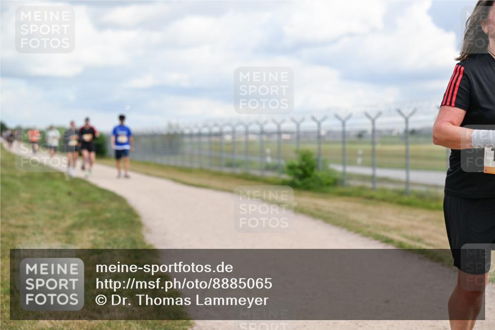 14.09.2025 - Airport Race Dr. Thomas Lammeyer http://msf.ph/oto/8885065 14.09.2025 12:40:33 Laufen  meine-sportfotos.de