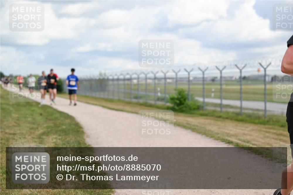 14.09.2025 - Airport Race Dr. Thomas Lammeyer http://msf.ph/oto/8885070 14.09.2025 12:40:33 Laufen  meine-sportfotos.de