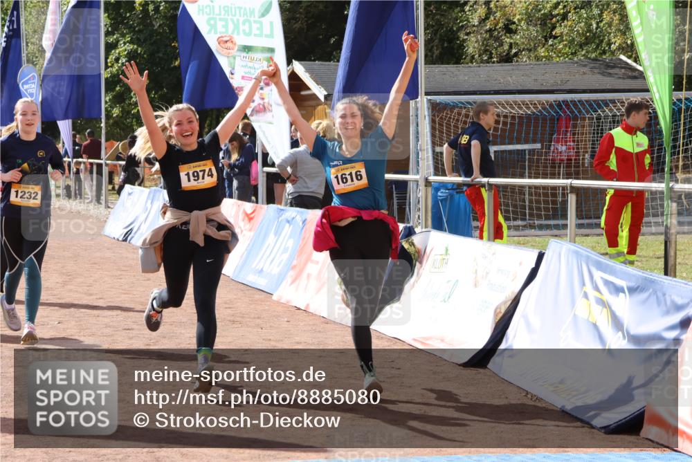 14.09.2025 - Airport Race Strokosch-Dieckow http://msf.ph/oto/8885080 14.09.2025 12:49:28 Ziel 35, 390, 630, 839, 1232, 1616, 1974, 4111 meine-sportfotos.de