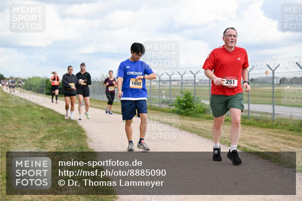 14.09.2025 - Airport Race Dr. Thomas Lammeyer http://msf.ph/oto/8885090 14.09.2025 12:40:44 Laufen 24, 1692, 251 meine-sportfotos.de